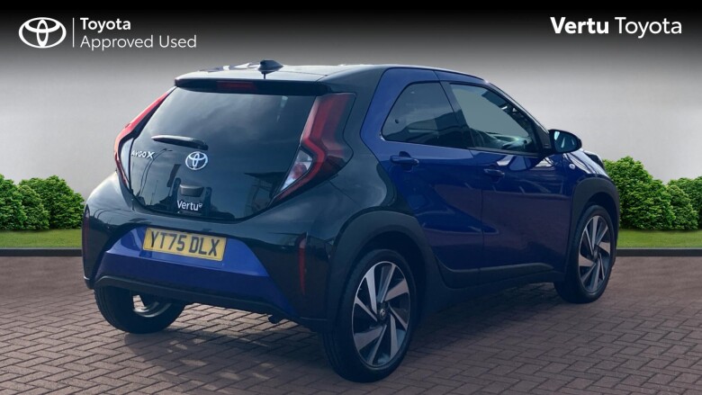 Toyota Aygo X 1.0 VVT-i Edge 5dr Petrol Hatchback